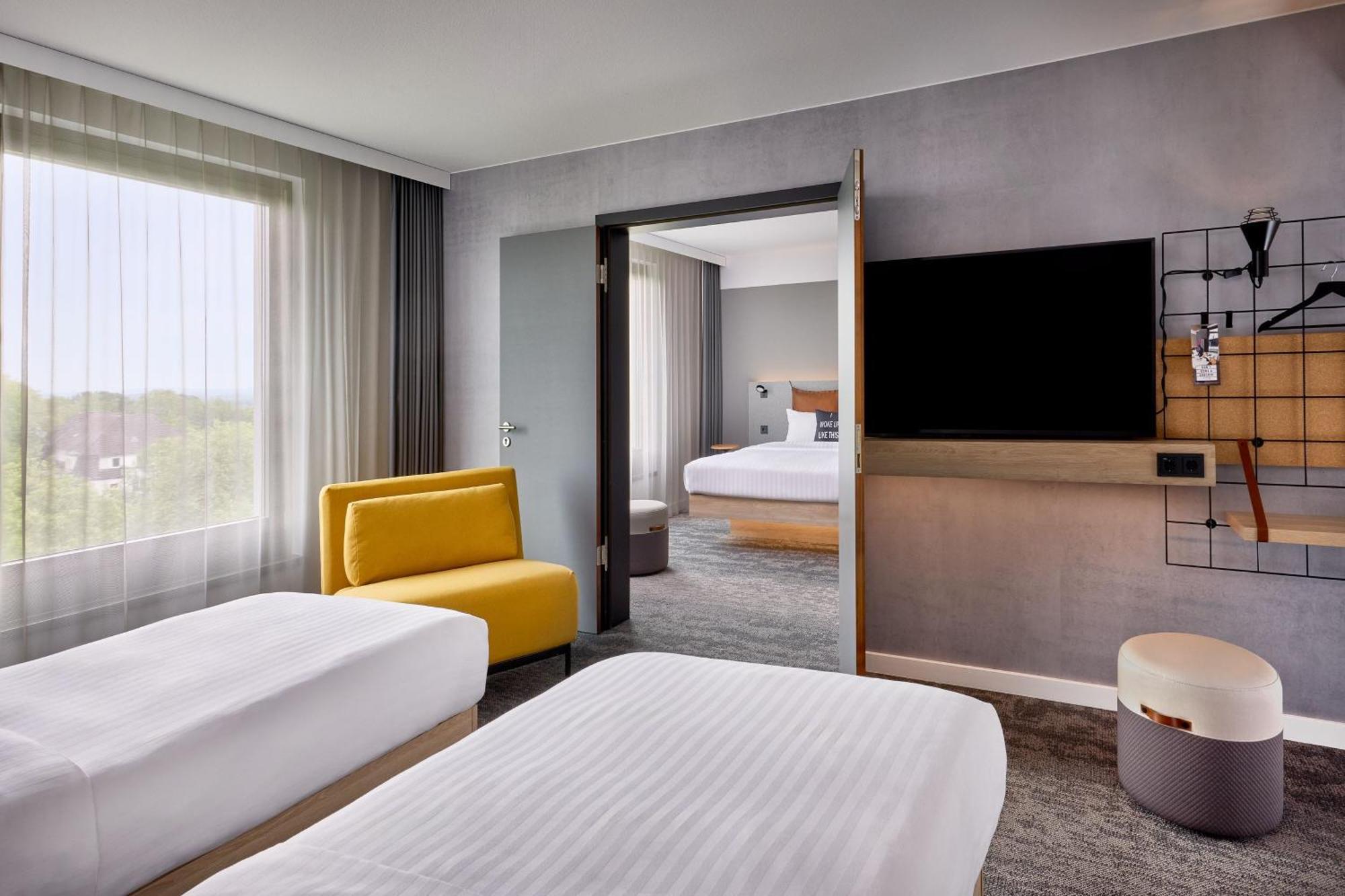 Hotel Moxy Bochum Esterno foto